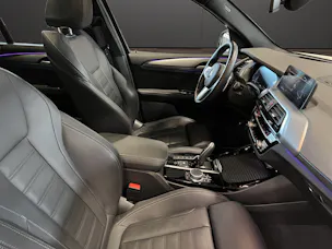 BMW X3 30e xDrive SAG