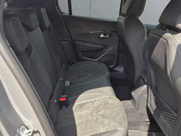 PEUGEOT 208 1.2 Hybrid 145 GT Exclusive