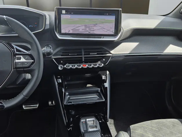 PEUGEOT 208 1.2 Hybrid 145 GT Exclusive