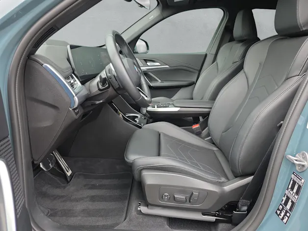 BMW X1 23i M Sport xDrive U11 (CH) AHK