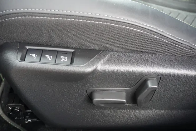 Peugeot 208 1.2 Hybrid 145 GT