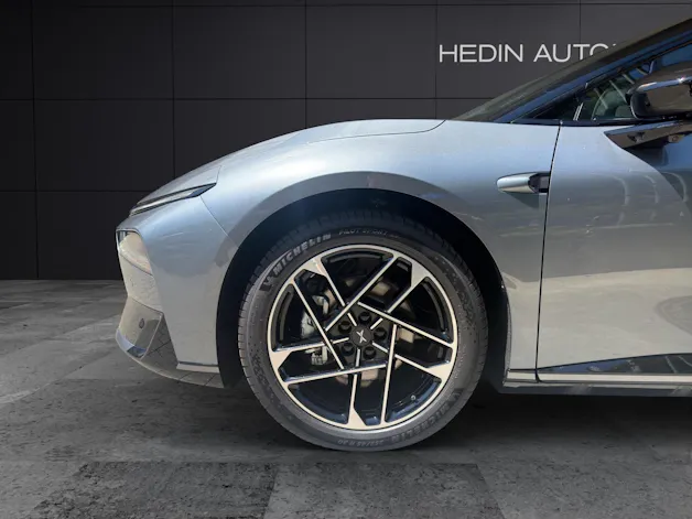 XPENG P7+ Performance AWD