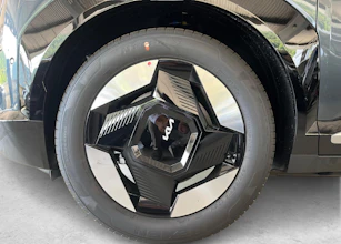 https://vehicle.imgix.net/4398059/fd525f52-8897-418d-83af-38c54dc81eb1.jpg