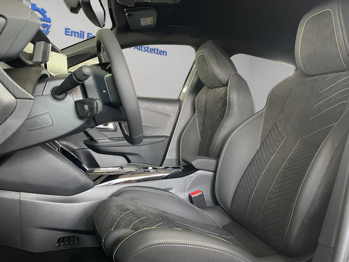 image du véhicule PEUGEOT 208
