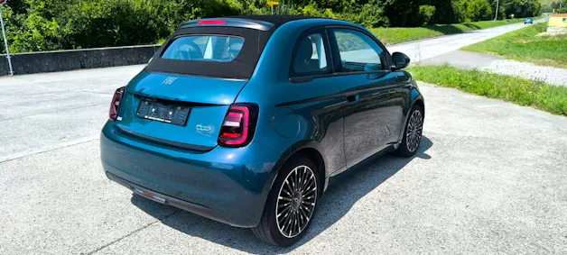 FIAT 500 Icon Cabrio