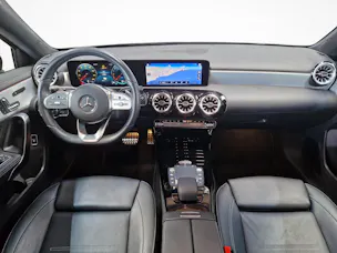 Mercedes-Benz A 250 e AMG Line