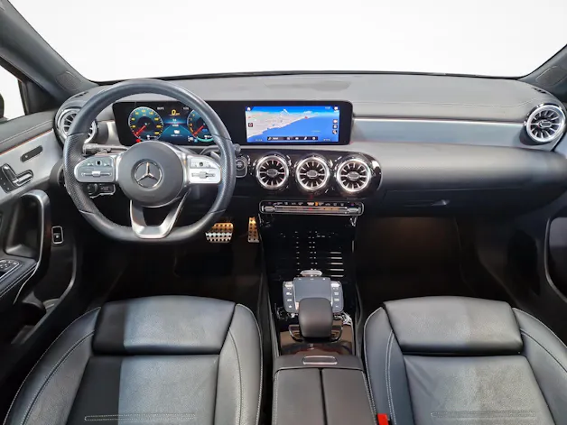 Mercedes-Benz A 250 e AMG Line