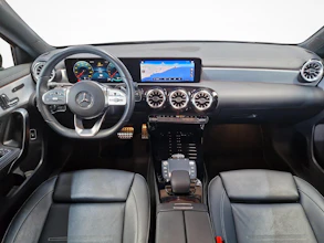https://vehicle.imgix.net/4398190/a0455827-5d3b-4594-9867-a0de1931c41e.jpg