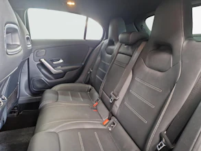 https://vehicle.imgix.net/4398190/a489150a-1d61-4527-924a-e76fe998a976.jpg
