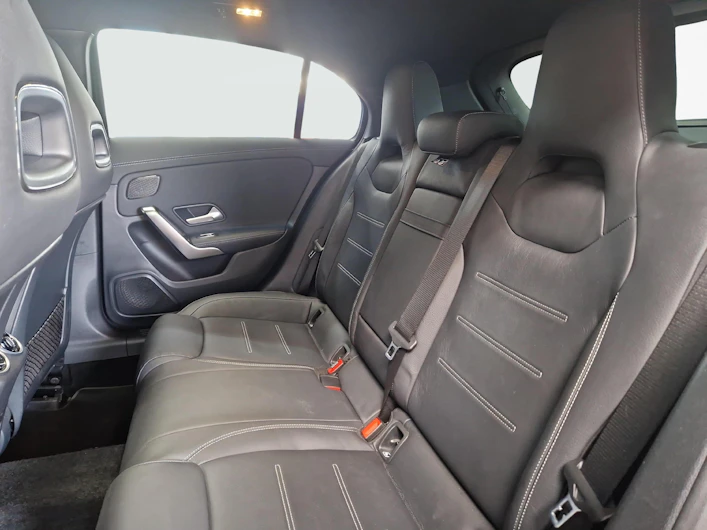 image du véhicule MERCEDES-BENZ A 250