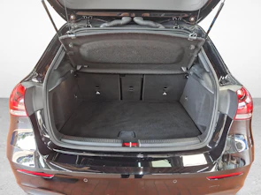 Fahrzeugbild MERCEDES-BENZ A 250 e AMG Line