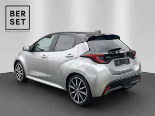 Toyota Yaris 1.5 VVT-i HSD GR Sport