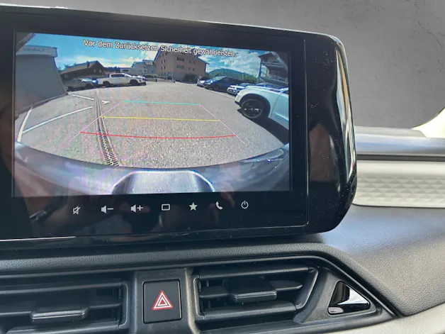 Suzuki Swift 1.2 Sakura Hybrid 4x4