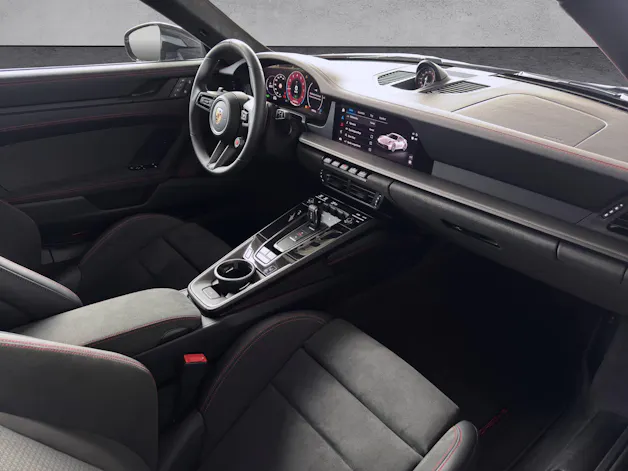 Porsche 911 Carrera 4 GTS