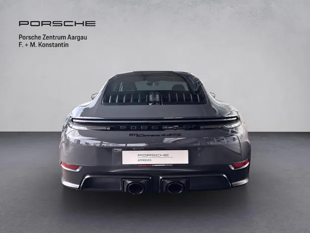 Porsche 911 Carrera 4 GTS