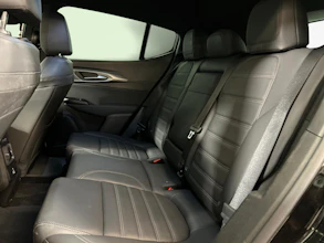 https://vehicle.imgix.net/4398216/9d5bad36-9792-49d2-9c89-7093e88b2ce2.jpg