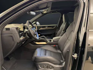 Porsche Cayenne E-Hybrid Black Edition