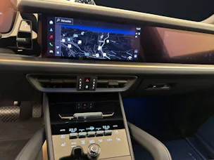 Porsche Cayenne E-Hybrid Black Edition