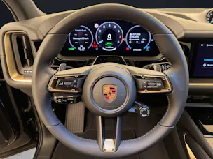 Porsche Cayenne E-Hybrid Black Edition