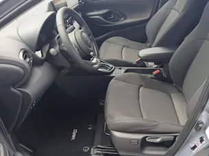 Toyota Yaris 1.5 VVT-i HSD Trend