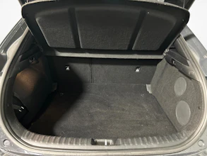 https://vehicle.imgix.net/4398222/864bea48-4b1d-4645-a38f-e6107e4f44cf.jpg