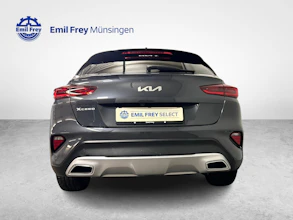 https://vehicle.imgix.net/4398222/d5ec2c49-63f9-4a88-84ad-36fc267ef708.jpg