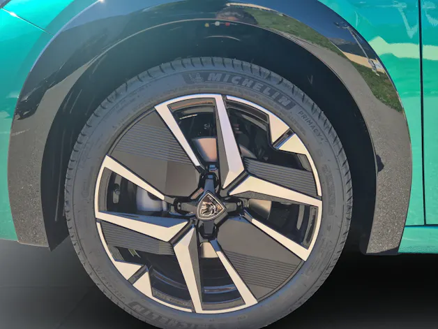 Peugeot 208 1.2 Hybrid 145 GT Exclusive