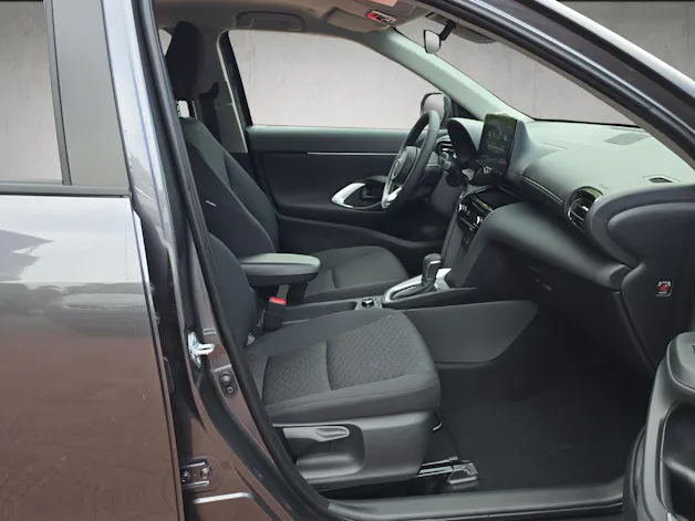 Toyota Yaris Cross 1.5 VVT-i HSD Comfort AWD-i