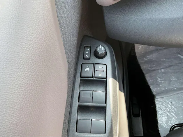 Toyota Yaris Cross 1.5 VVT-i HSD Elegant AWD-i