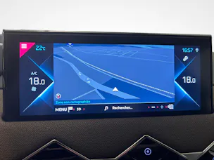 DS Automobiles 3 Crossback E-Tense So Chic