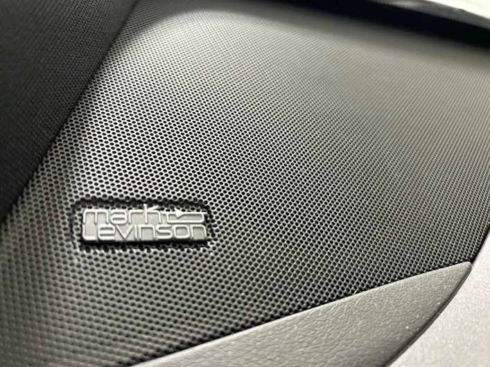 immagine del veicolo LEXUS RZ