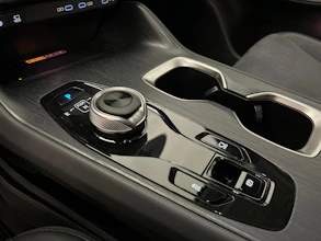 https://vehicle.imgix.net/4398250/b2b6853a-215d-42a7-9d7d-d917c62a9f02.jpg