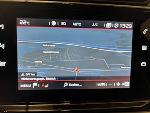 https://vehicle.imgix.net/4398252/06216081-76b0-4337-a773-eb804b113299.jpg