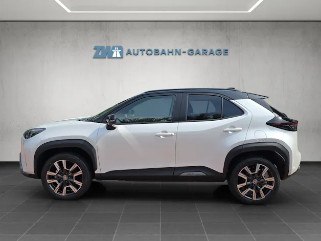 Toyota Yaris Cross 1.5 VVT-i HSD Premium AWD-i