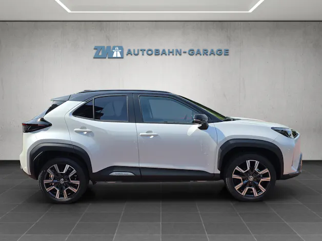 Toyota Yaris Cross 1.5 VVT-i HSD Premium AWD-i