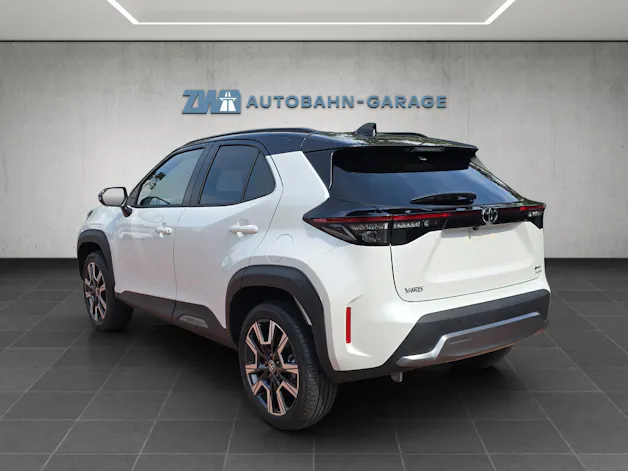 Toyota Yaris Cross 1.5 VVT-i HSD Premium AWD-i