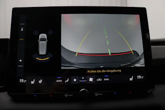 https://vehicle.imgix.net/4398298/f08b3a9d-ac12-48bd-8ed2-c6b897968e02.JPG
