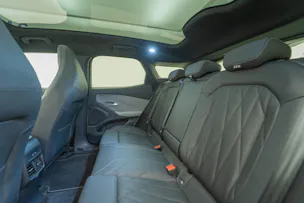 Ford Explorer Extended Range Premium AWD