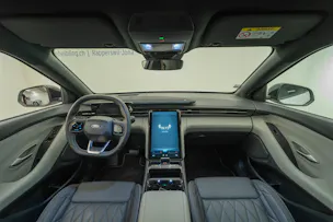 Ford Explorer Extended Range Premium AWD