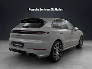 Porsche Cayenne S E-Hybrid Black Edition