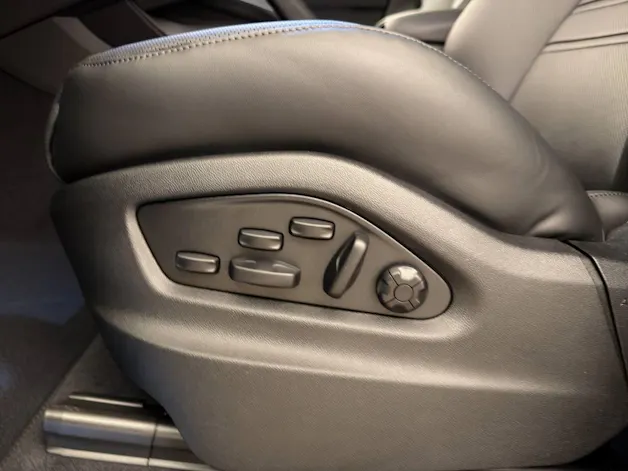 Porsche Cayenne S E-Hybrid Black Edition