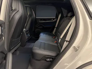 Porsche Cayenne S E-Hybrid Black Edition