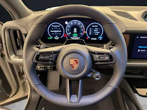 Porsche Cayenne S E-Hybrid Black Edition