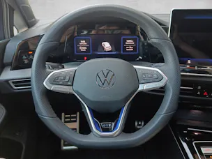 VW Golf VIII 1.5 TSI PHEV GTE DSG*5J Garantie*8-Fach Räder*Pano*AHK*Leder*
