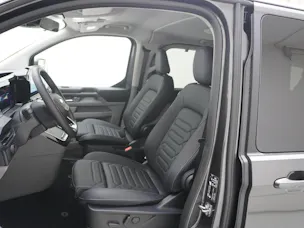 Ford Tourneo Custom L1 2.5 Plug-in-Hybrid Titanium X