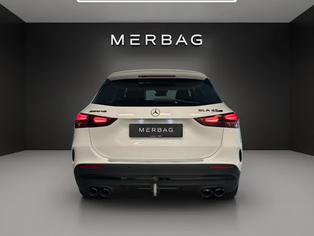 Mercedes-Benz GLA AMG 45 S 4M+8G-DCT