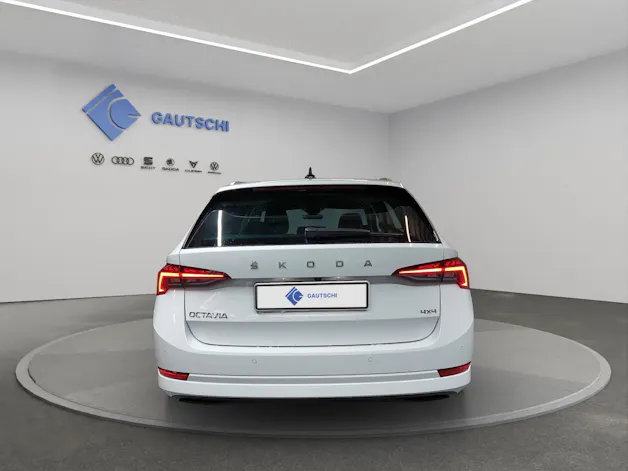 Škoda Octavia Combi 2.0 TDI DSG Style 4x4