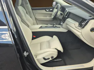 Volvo XC60 2.0 B4 MH Plus Bright AWD