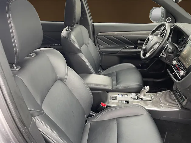 Mitsubishi Outlander 2.4 PHEV Diamond