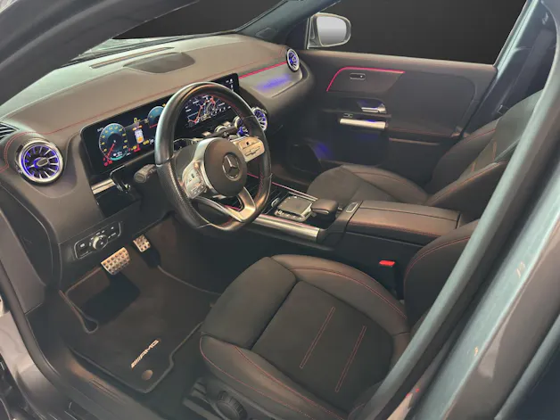 Mercedes-Benz EQA 300 AMG Line 4Matic